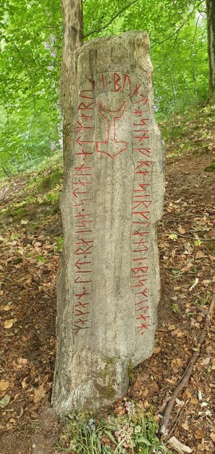 مبيت وإفطار Sosdala Vittfarnas Hird Vikingaby المظهر الخارجي الصورة